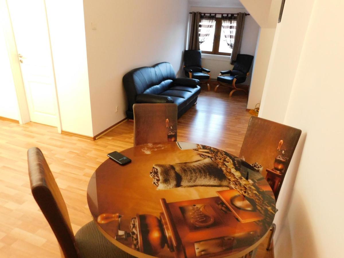 Diane'S Apartament Sibiu Luaran gambar