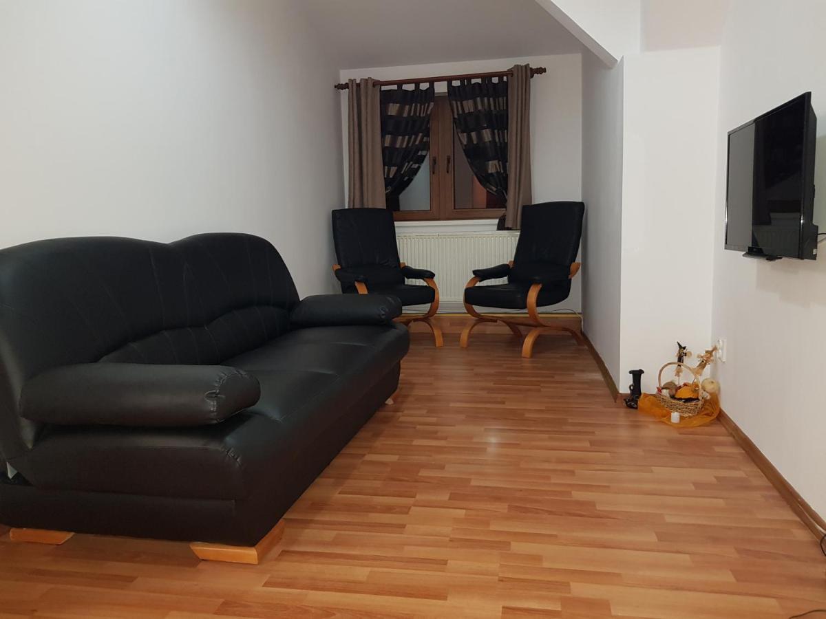 Diane'S Apartament Sibiu Luaran gambar