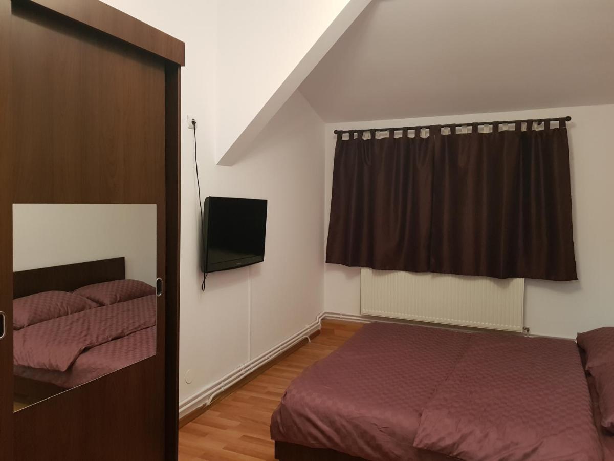 Diane'S Apartament Sibiu Luaran gambar