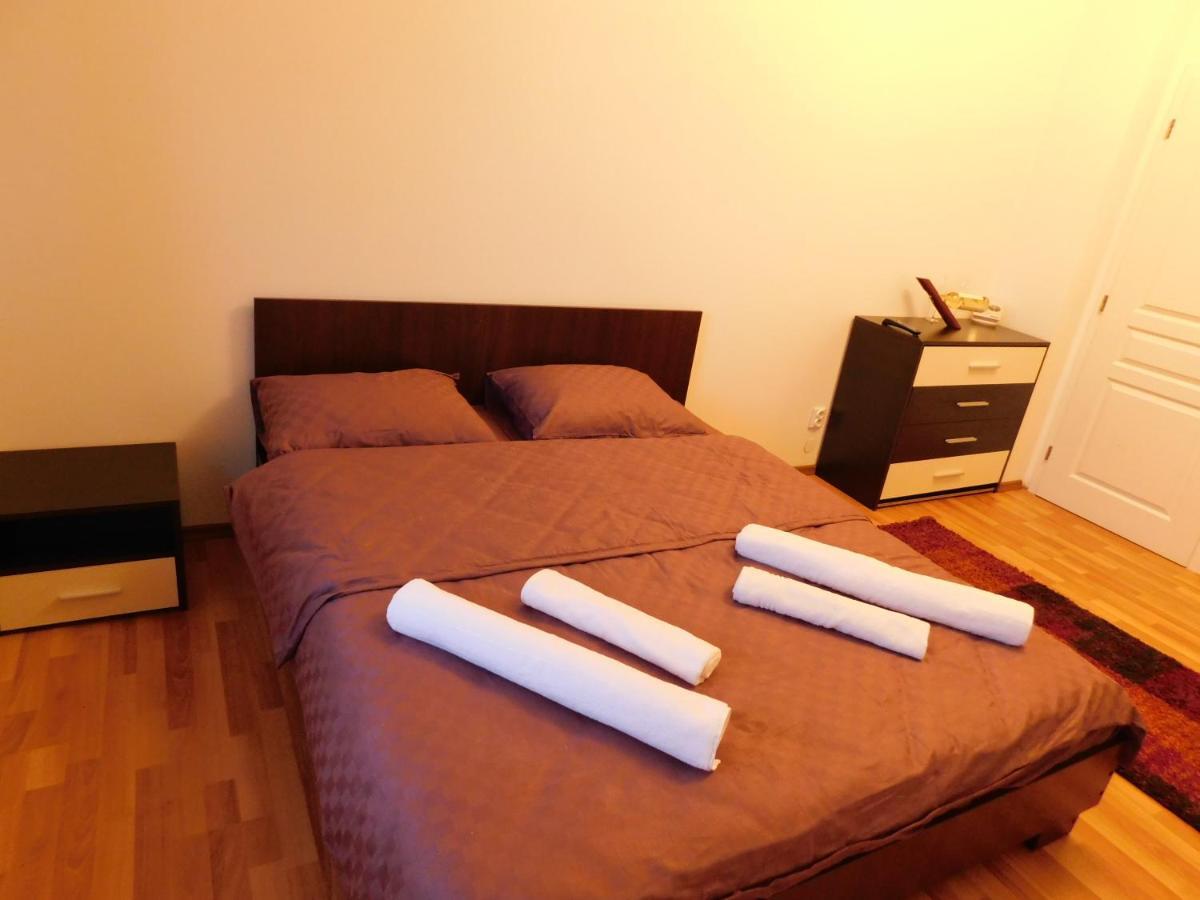 Diane'S Apartament Sibiu Luaran gambar